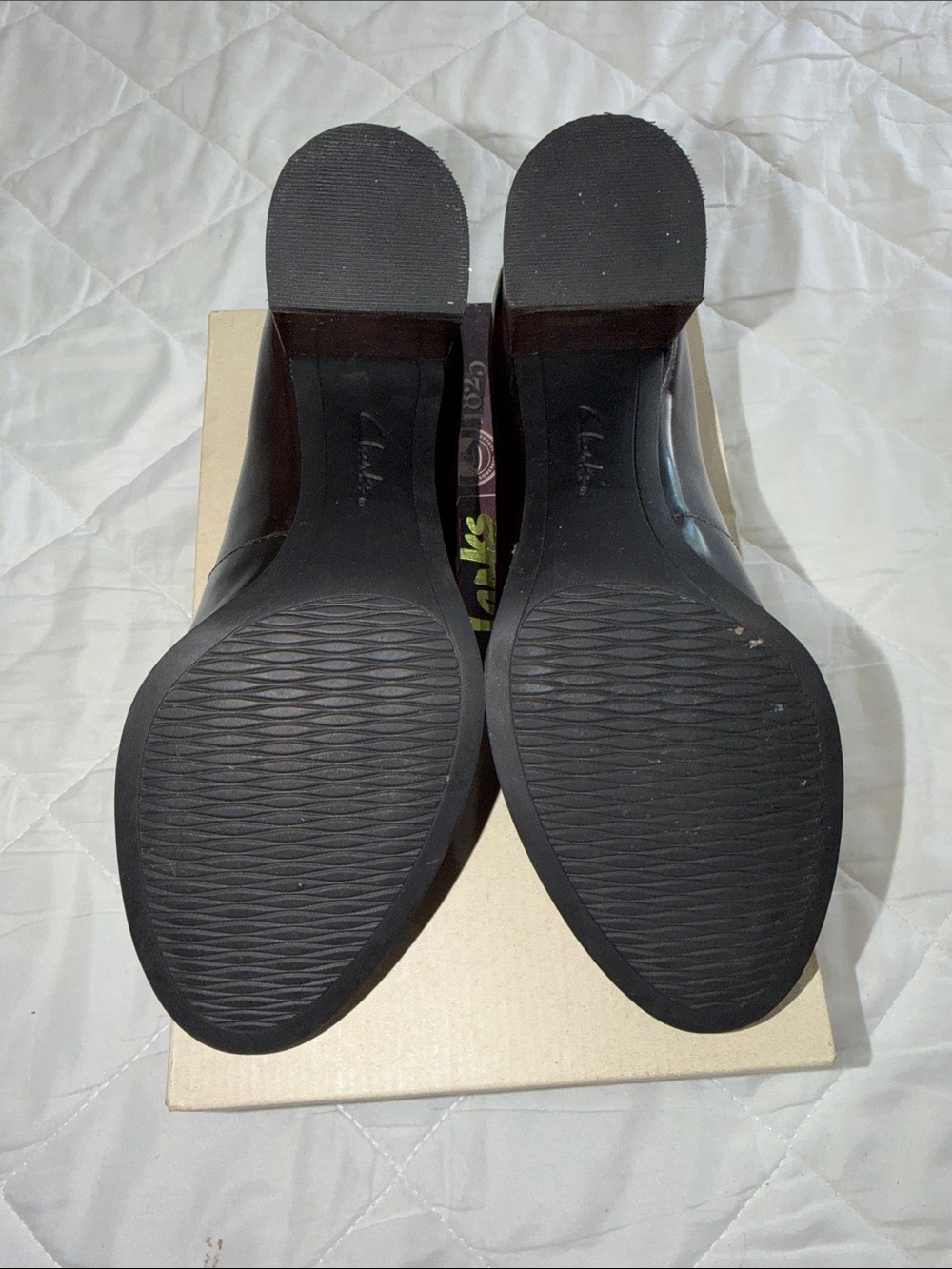 Clarks Women’s Burgundy Tassel Loafers with Plum Trim - Picture 7 of 7